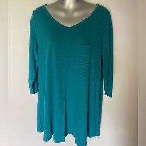 Cynthia Rowley Woman 3/4 Sleeve V neck Top